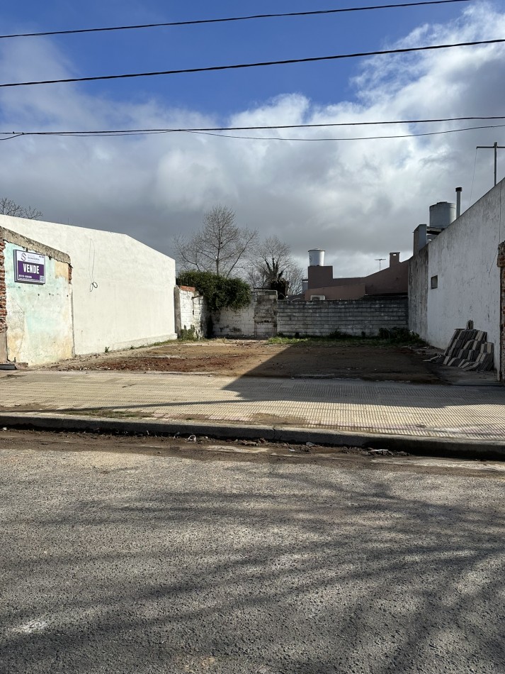 TERRENO EN TANDIL - OPORTUNIDAD RETASADA CON PLANOS APROBADOS PARA DOS DUPLEX
