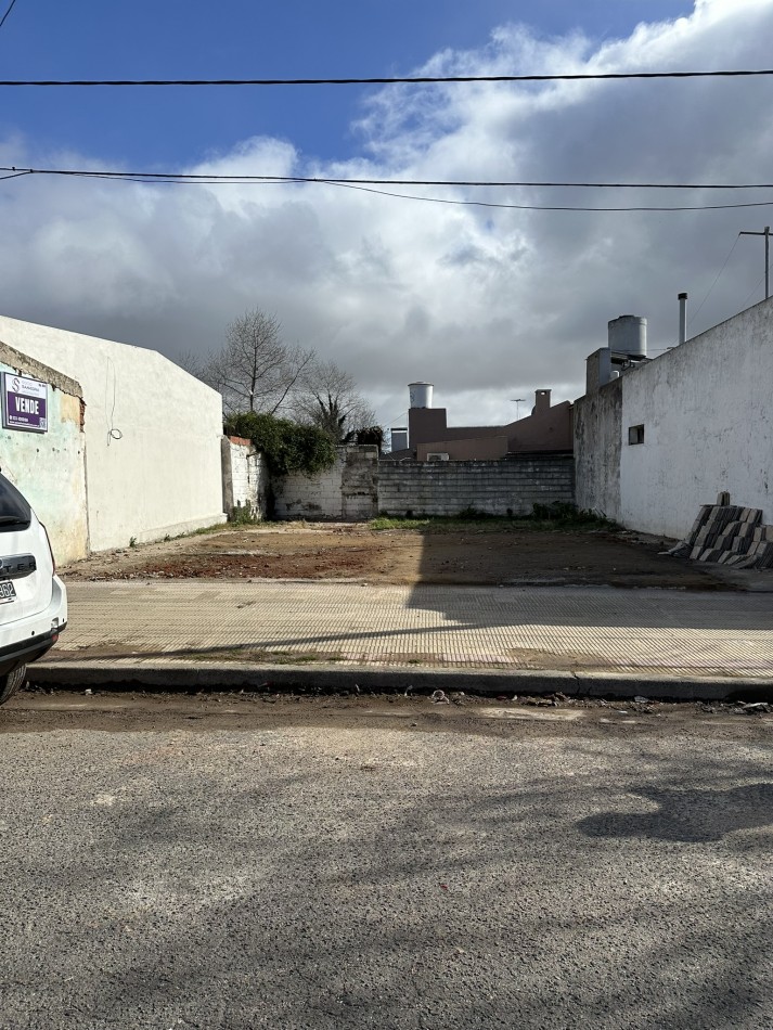 TERRENO EN TANDIL - OPORTUNIDAD RETASADA CON PLANOS APROBADOS PARA DOS DUPLEX