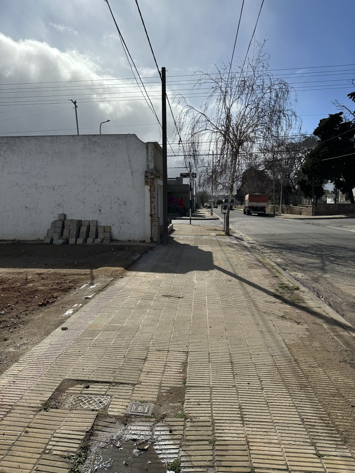 TERRENO EN TANDIL - OPORTUNIDAD RETASADA CON PLANOS APROBADOS PARA DOS DUPLEX