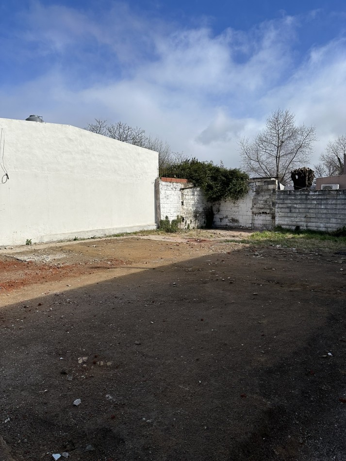 TERRENO EN TANDIL - OPORTUNIDAD RETASADA CON PLANOS APROBADOS PARA DOS DUPLEX