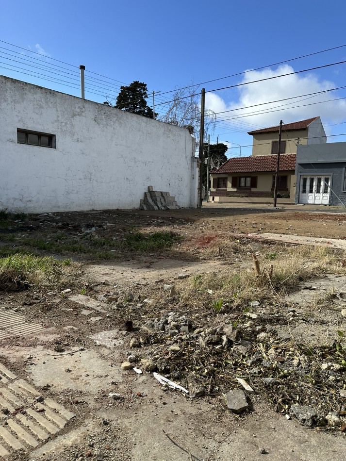 TERRENO EN TANDIL - OPORTUNIDAD RETASADA CON PLANOS APROBADOS PARA DOS DUPLEX