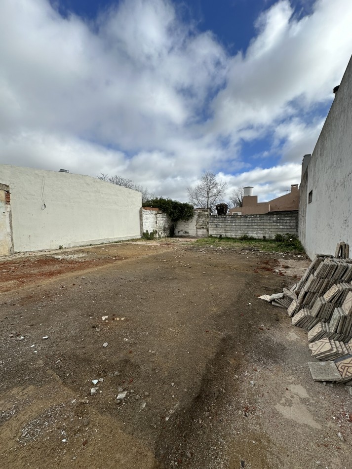 TERRENO EN TANDIL - OPORTUNIDAD RETASADA CON PLANOS APROBADOS PARA DOS DUPLEX