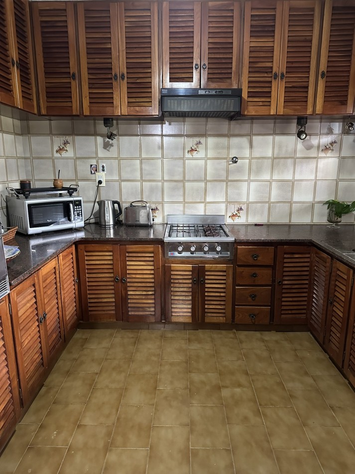 Casa-Chalet en venta, 3 ambientes!