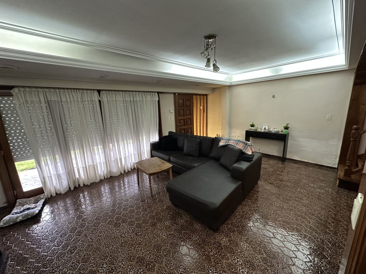 Casa-Chalet en venta, 3 ambientes!