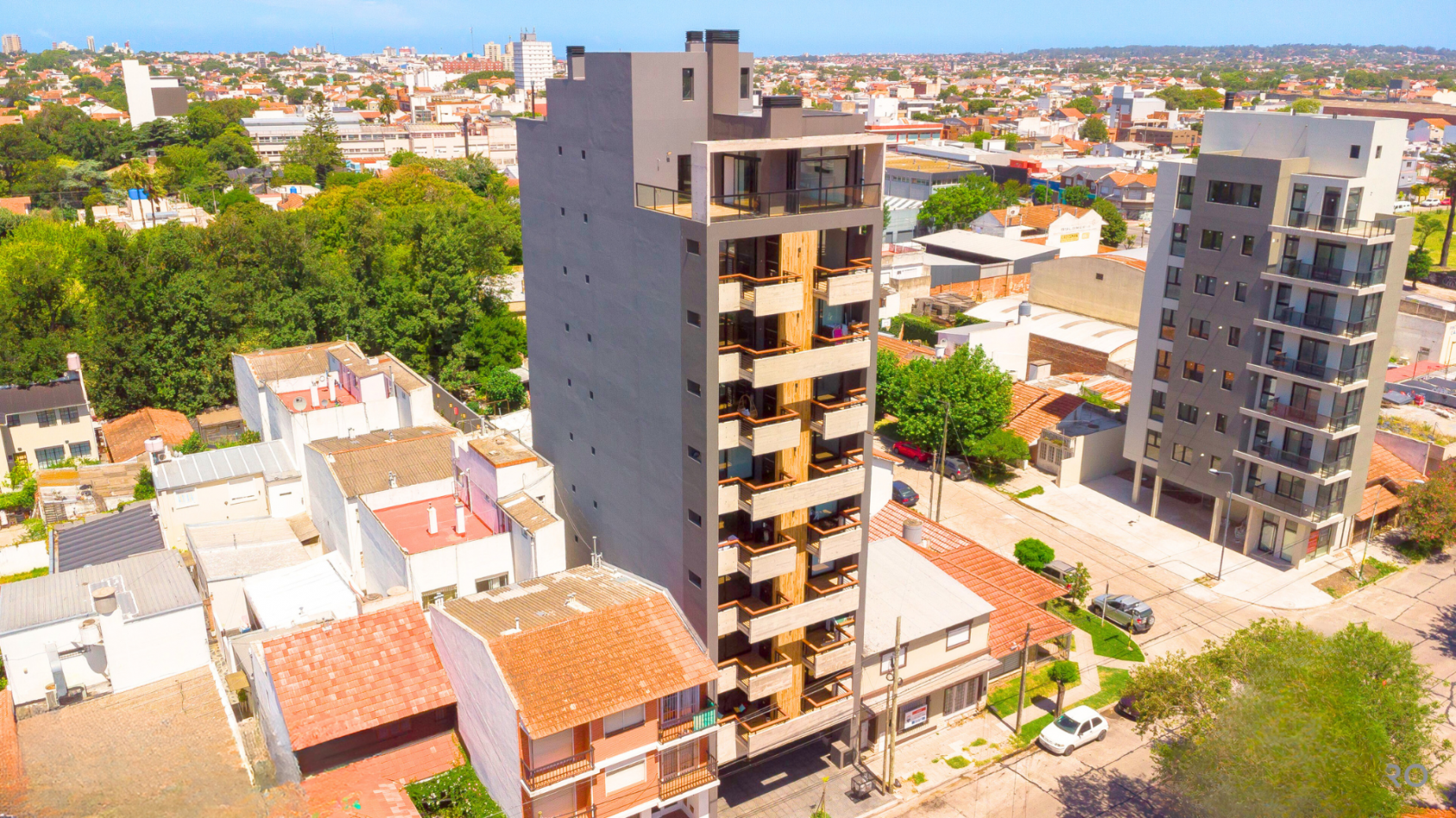 2 AMBIENTES MODERNO DE CATEGORIA A ESTRENAR EN EDIFICIO PRIMUS CON BALCON TERRAZA - FINANCIACION