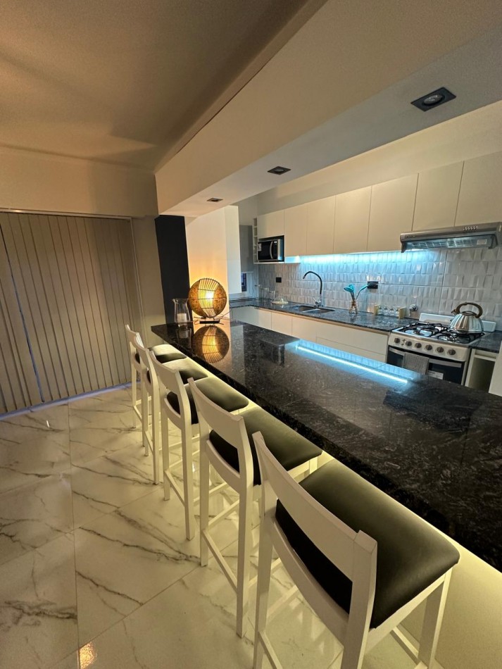 VENTA 3 AMBIENTES CON COCHERA-MACROCENTRO-