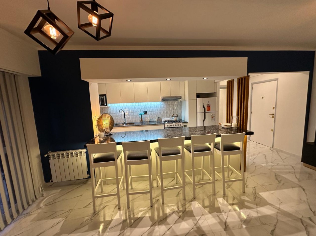 VENTA 3 AMBIENTES CON COCHERA-MACROCENTRO-