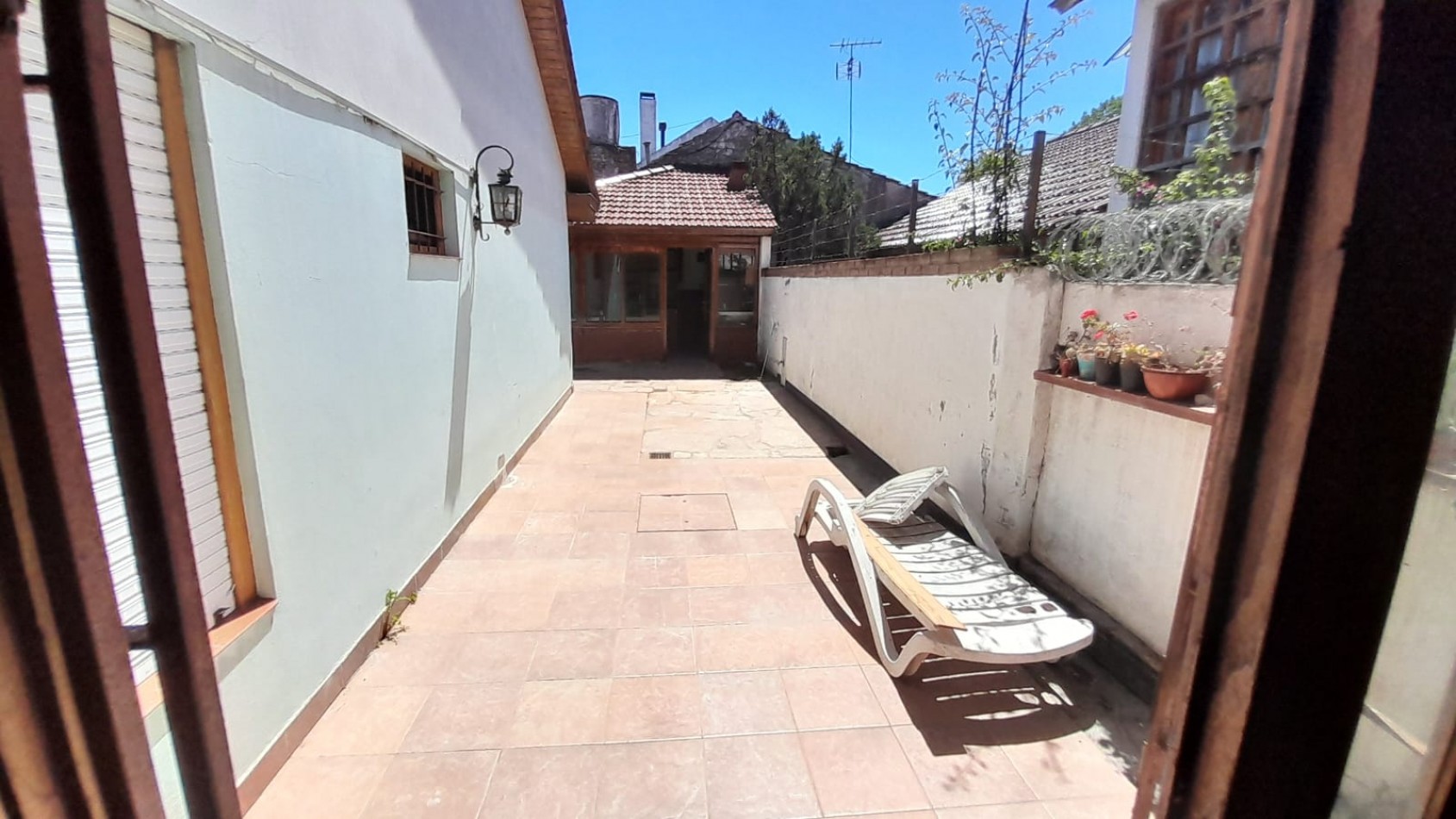  Chalet de 4 ambientes en el codiciado barrio Constitucion.